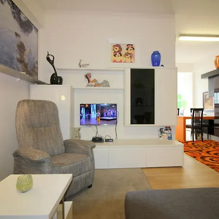 Moderne Dolce In Strandnaehe Apartment